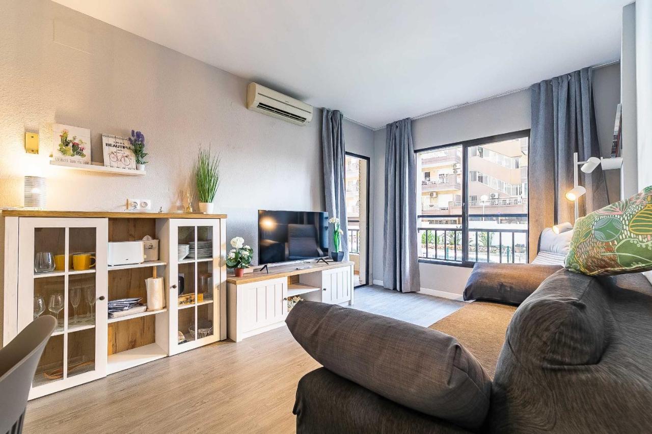 76-Lovely Beach Front Apartment In ฟูเอนฮิโรลา ภายนอก รูปภาพ